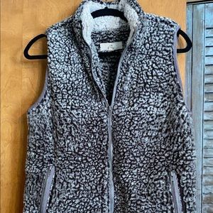 Thread & Supply Sherpa Vest
